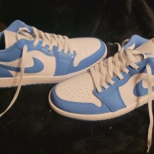 Nike Men's Sneakers in Blue and White